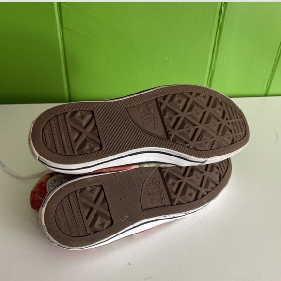 Converse Mens 7.5 / Womens 9.5 All Star Chuck Taylor Hi Grapefruit Print Sneaker - Picture 6 of 7